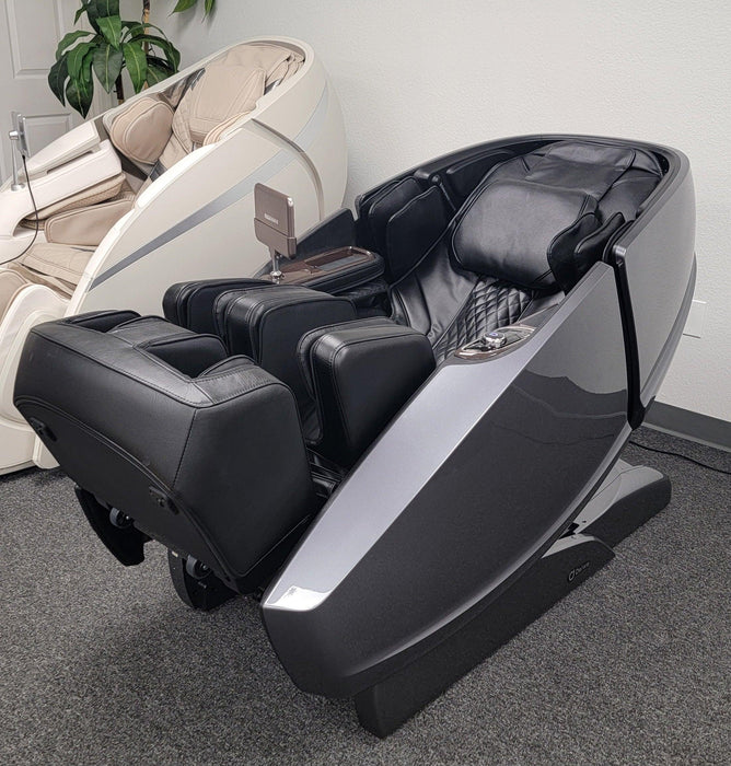 Daiwa Supreme Hybrid Open Box Floor Model Massage Chair