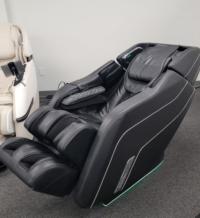 Daiwa Pegasus 2 Smart 3D Open Box Floor Model Massage Chair