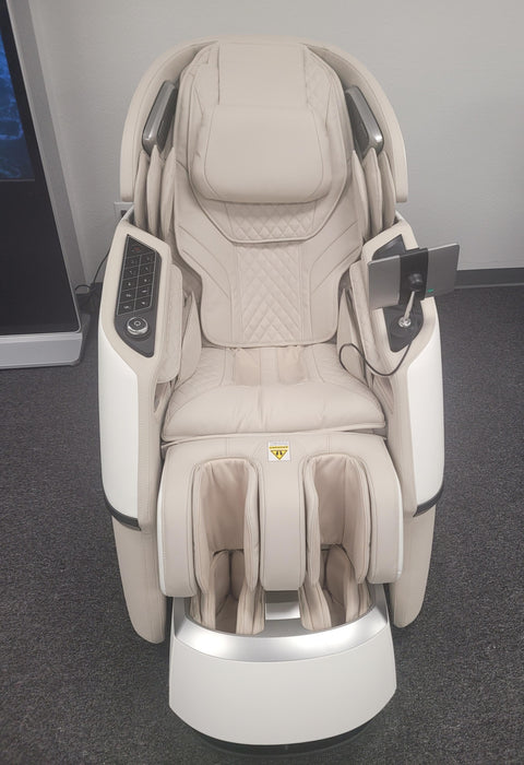 Osaki Vivo Open Box Floor Model Massage Chair