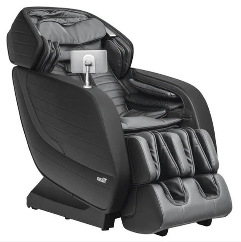 The Titan Jupiter Premium LE massage chair comes with 80 Air Cells to provide a compression massage across the entire body. 
