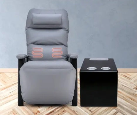 The lumbar heat feature in the Svago Lite Zero Gravity Recliner provides soothing warmth to the lower back, enhancing relaxation and alleviating tension in the spinal area.