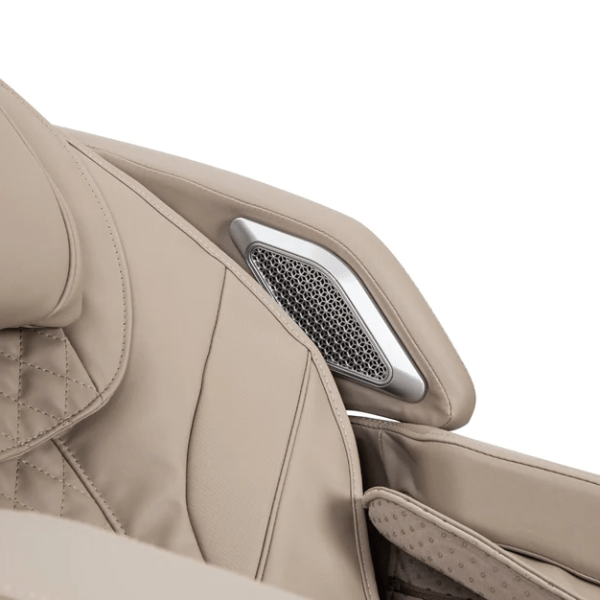 The Osaki JP650 4D Massage Chair comes equipped with premium Bluetooth speakers located on each side of the headrest.