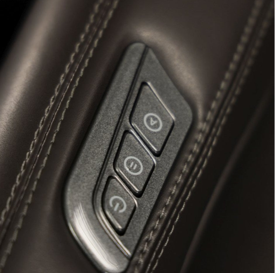 The Infinity Riage 4D Massage Chair features a Quick Access Control Panel that enables users to effortlessly adjust massage settings and access key functions for a personalized experience.


