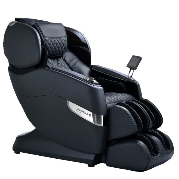 The JPMedics Kumo is a high-quality Japanese massage chair that offers a luxurious massage and comes in elegant black. 