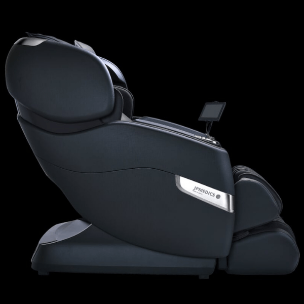 The JPMedics Kumo is a high-quality Japanese massage chair that made with premium materials and offers human-like massage. 