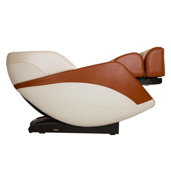 The Titan Atlas LE Massage Chair uses zero gravity recline to decompress your spine and give you a feeling of weightlessness. 