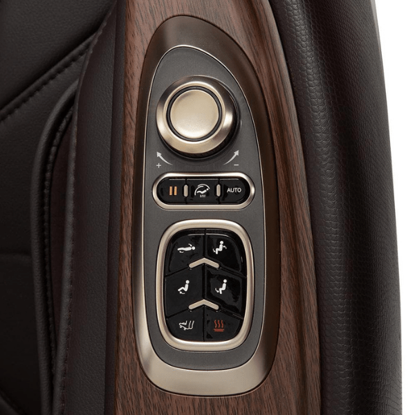 The AmaMedic Hilux 4D Massage Chair comes with a quick access control panel on the chairs arm for easy adjustments. 