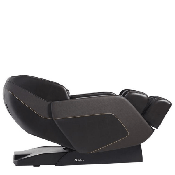 The Daiwa Hubble Massage Chair uses 3D rollers for deep tissue massage therapy and comes with zero gravity recline. 