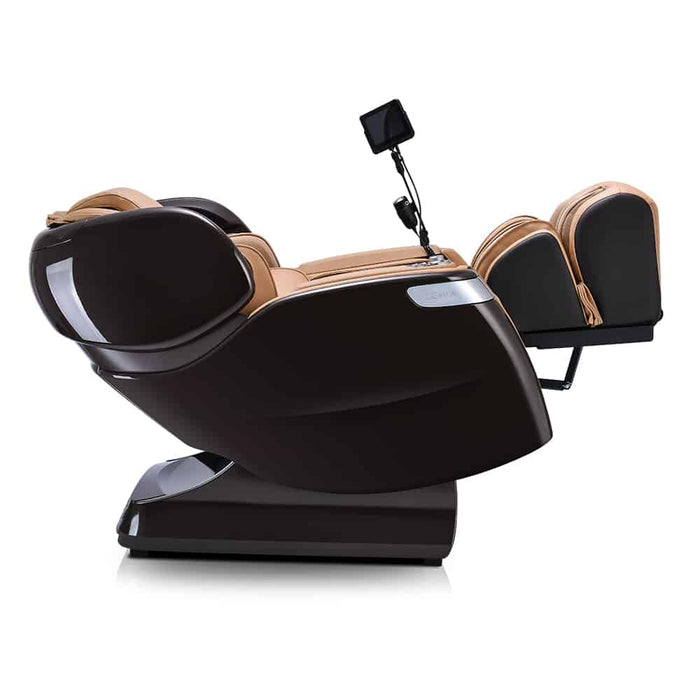 The Ogawa Master Drive AI 2.0 Massage Chair uses 2-stage zero gravity recline for the ultimate spinal decompression stretch.  