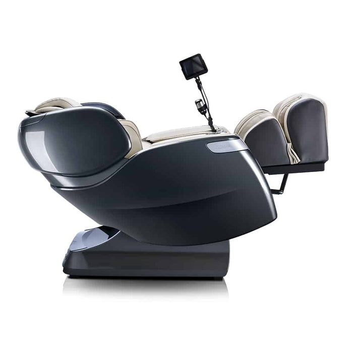 The Ogawa Master Drive AI 2.0 Massage Chair uses 2-stage zero gravity for spinal decompression. 