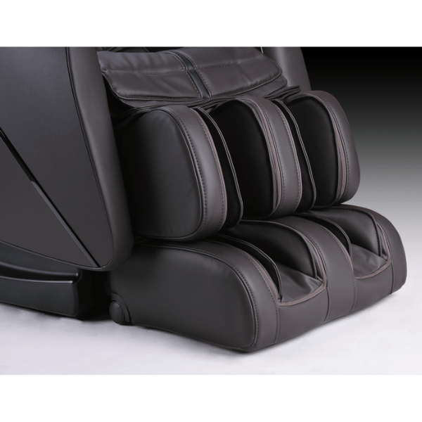 The Ogawa OG-7500 Active L 3D massage chair comes with advanced reflexology foot rollers and air compression calf massage.