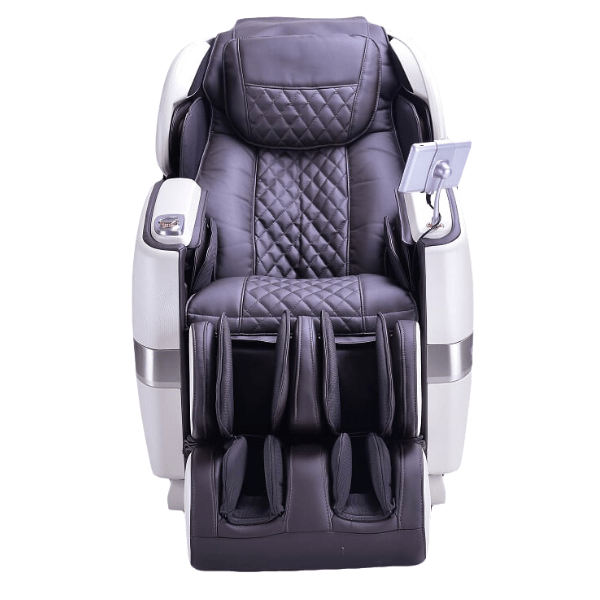 The JPMedics Kumo massage chair features 64 carefully arranged air bags that strategically inflate and deflate to enhance circulation. 