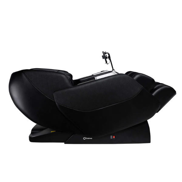 The Daiwa Hubble Plus Massage Chair uses zero gravity recline to decompress your spine by evenly distributing your weight. 