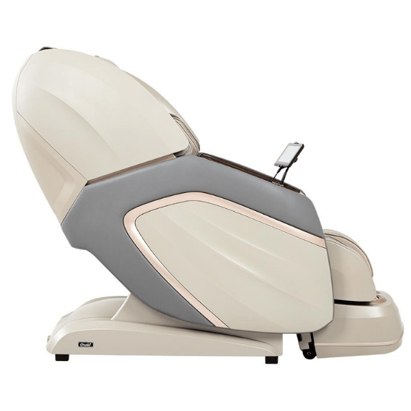 The Osaki OS-Pro 4D Emperor massage chair comes with 4D rollers for deep tissue massage and a strong foot and leg program. 