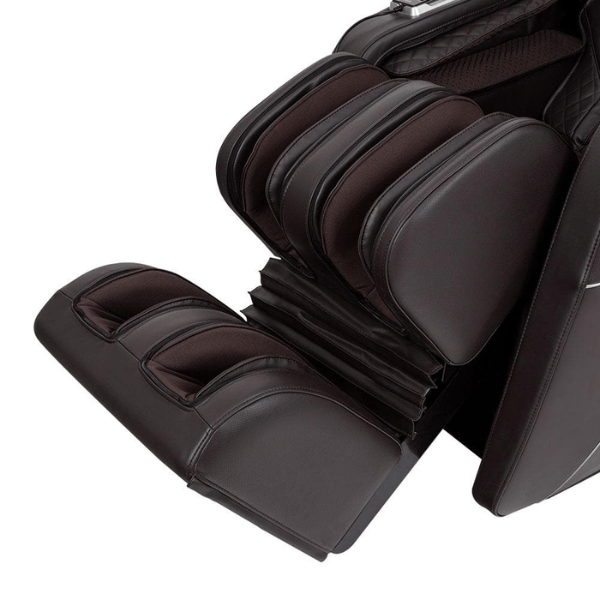 The Osaki Icon II massage chair has an automatic extending leg rest that extends automatically to accommodate your height. 