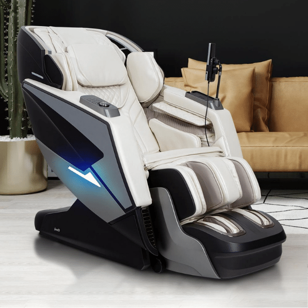 The Osaki Otamic 4D Sedona LT massage chair has humanlike 4D rollers and an enclosed ottoman for a strong foot & leg massage.