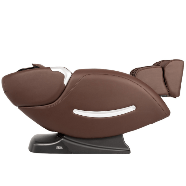 The Osaki OS-4000XT massage chair comes with 2 stages of zero gravity for deep stretching and complete spinal decompression. 