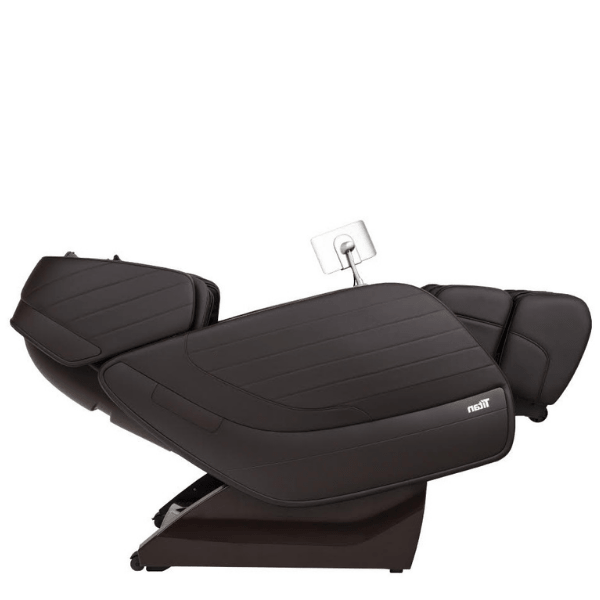 The Titan Jupiter Premium LE Massage Chair uses zero gravity to evenly distribute your body weight and decompress your spine.